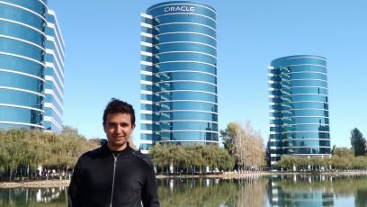 Geek, loving mobile devices. Developer. LoLer