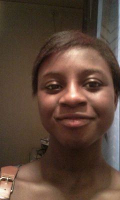 Bonjour moi bonjour moi c'est Hadja ! follow moi