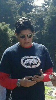 Soy y vivo para ser feliz y hacer felices a quienes me rodean