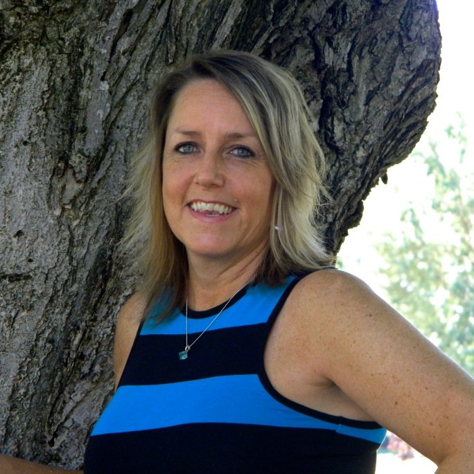 Business Coach.. I am a teacher at heart.. Love to inspire, uplift and encourage others. Daily inspiration for bettering your business..