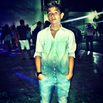 Oi. Sou legal chamem no wpp.(86684968). Face: alberto pryncë. #MOFI.
