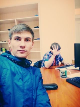 RomaUkrLove's profile picture. 