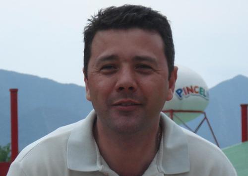 Consultor en TI, me interesan Computadoras, tecnología, videojuegos, aventura.