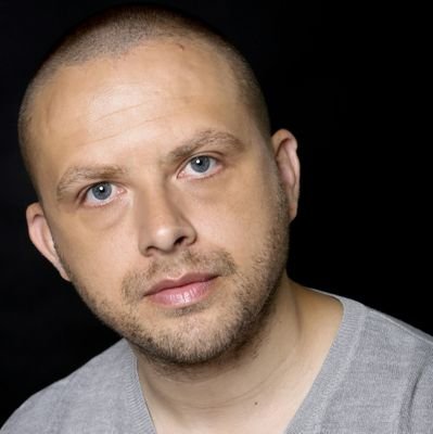 aholland77's profile picture. Acting (usually my shoe size) ;-)