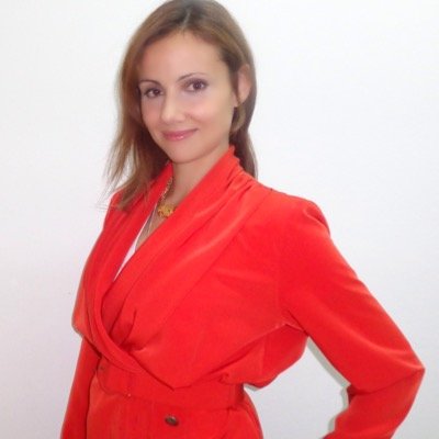 #consultant #realestatebroker #businessconsultant, #finance #emprendedora, MBA and MIB Magna Cum Laude Darla Moore UofSC