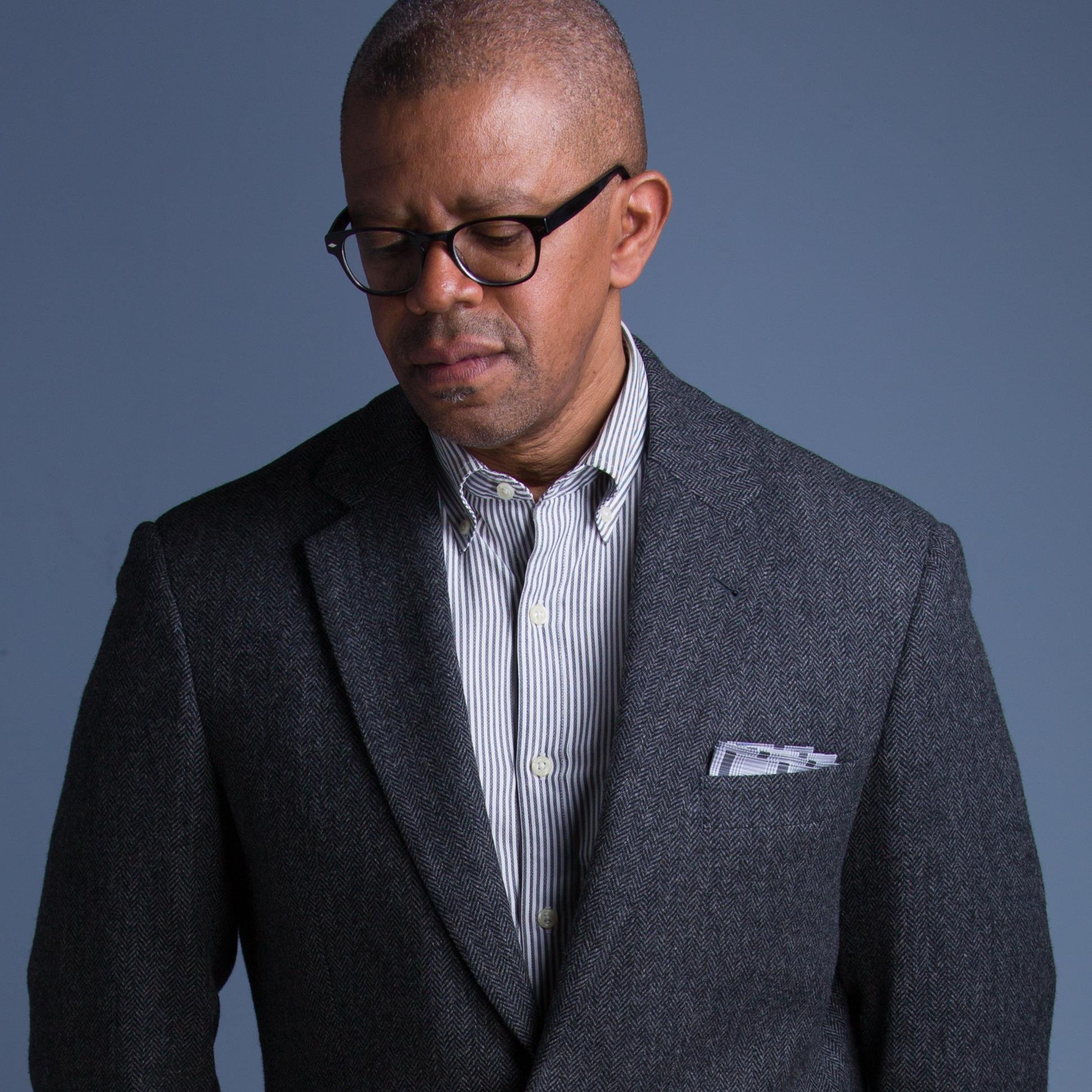 NYC based Stylist/Personal Shopper providing a sartorial reference or guide for men of a certain... using national brands and resources.