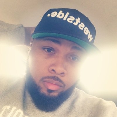 Who else u seen make it thru the storm unharmed this charming?