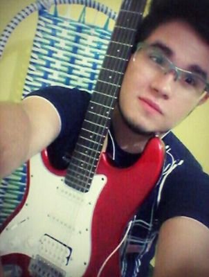 Existem várias maneiras de sorrir , então, desanima não \o/