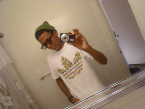 Yungfr3sh347's profile picture. 