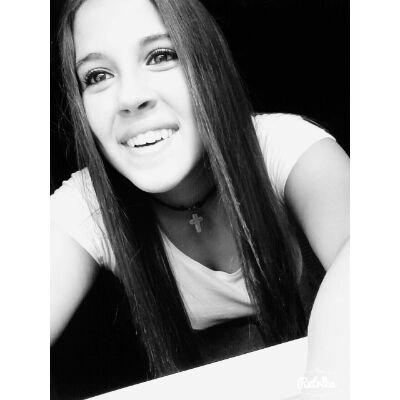 16%, bética, morena de ojos marrones, pero especiales. 'Calidad como cualidad' ♡MDCAVF∞