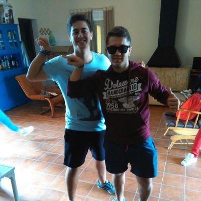 ManueTorrres's profile picture. NACIDOS PARA DOMIMAR SEVILLA