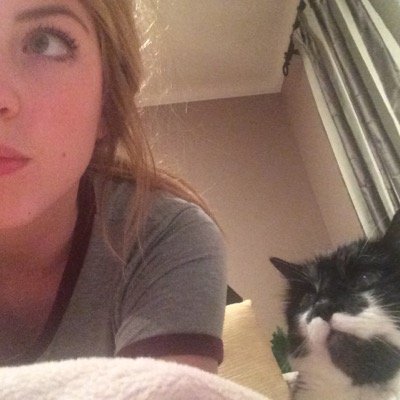 caraaa_93's profile picture. 