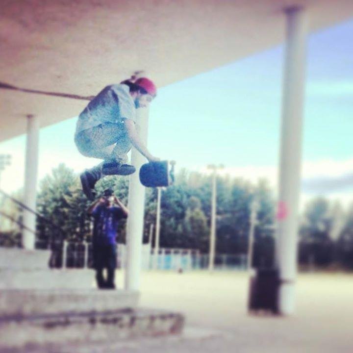 i people im a youtuber a got my gaming channel go chek it out is LnG xxJepic like coment and subscribe i make daily video hope to see ya in the next video :)