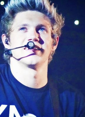 niaIIsxnshine's profile picture. ✞ cool kids can’t die ✞