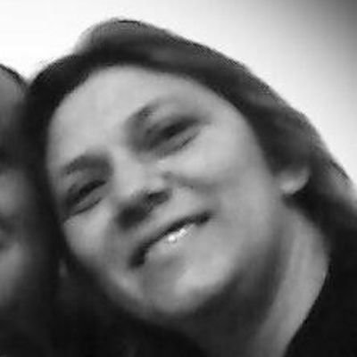 Seja feliz e não se importa com as pessoas ao seu redor, elas não sabem metade do que aconteceu com você