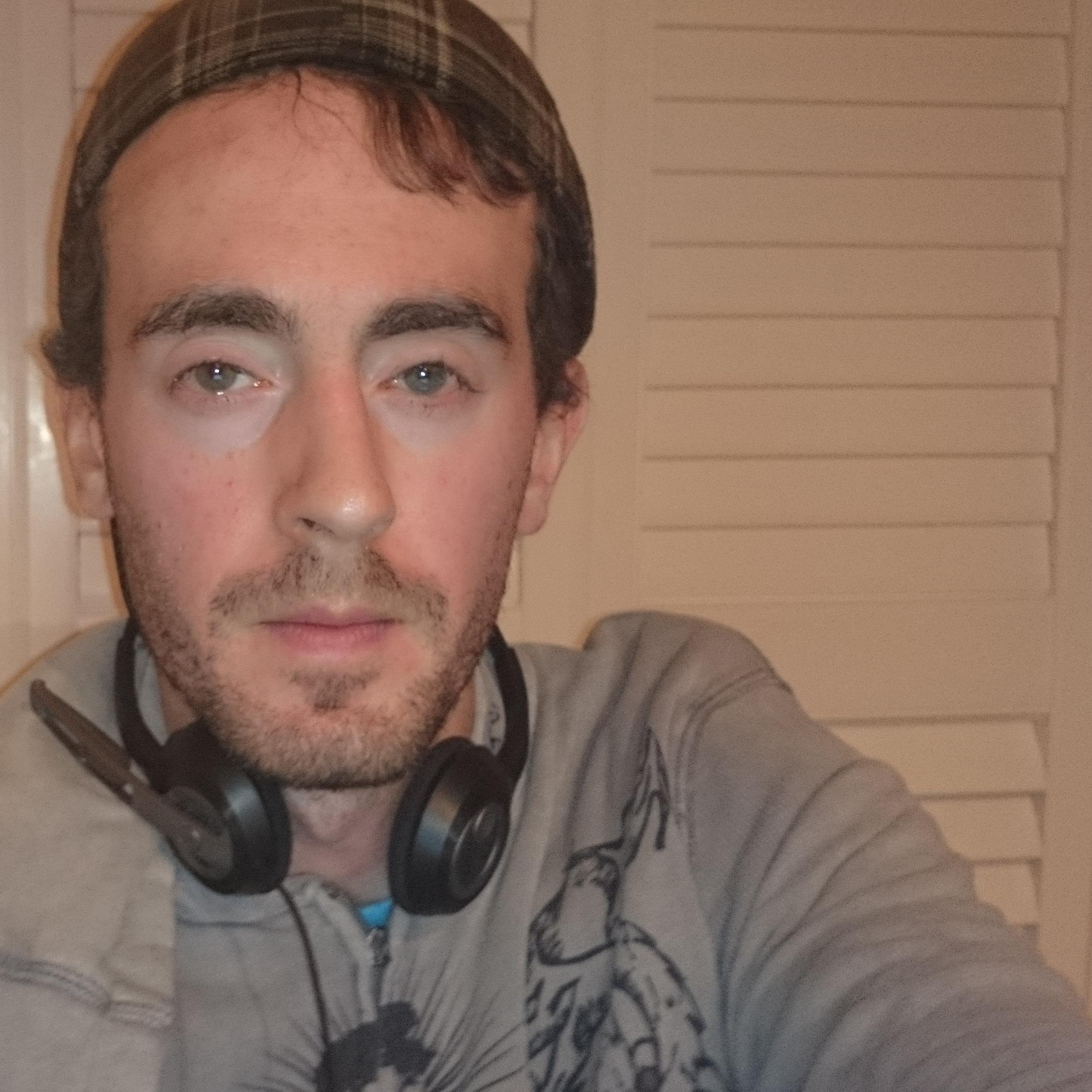 NKarpinski_Qnet's profile picture. Practicing journalist student currently attending Loyalist.