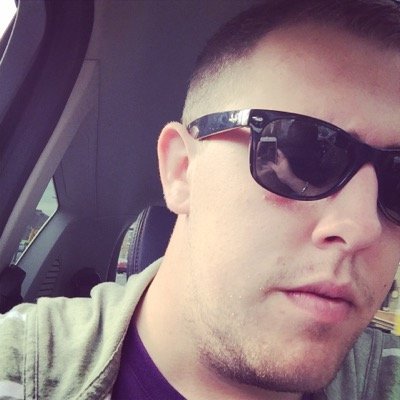 _Aaaronn's profile picture. 