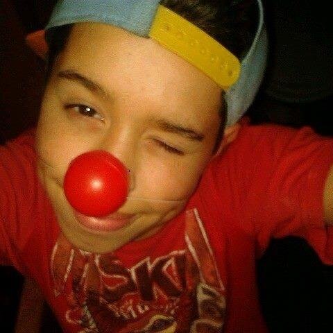 No tengo que gustarte no soy un estado de facebook♥