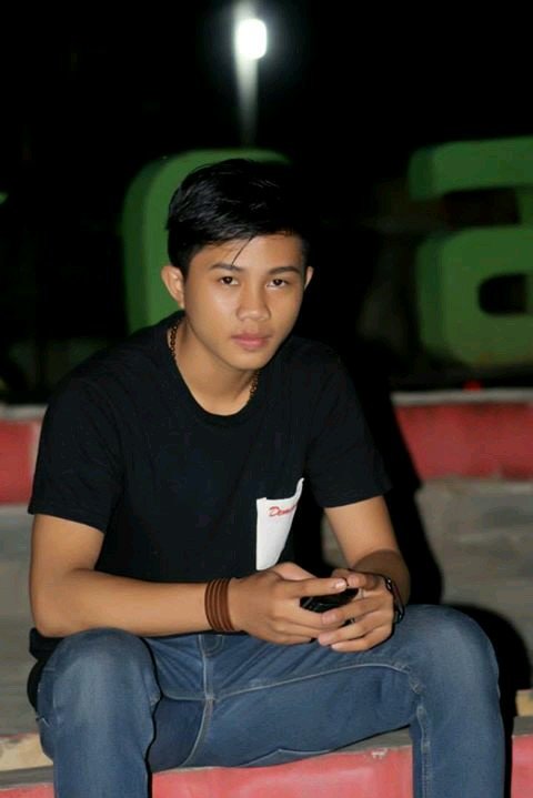 TUHAN lindungilah hambamu ni s'llu. . .
Smga bisa mmbhgiakn kdua orgtua saya, Amiinn. . .