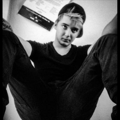 pacsirta6's profile picture. 