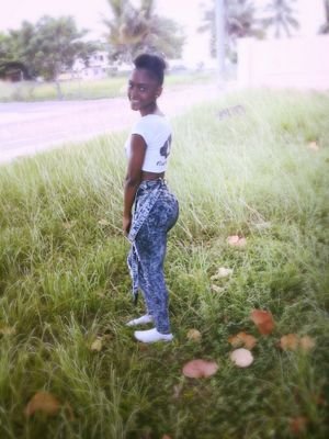 Name|| Sarah Brown  || ||Age|| 15|| bestfriend || K'Vanna / Miia ♥♡♡