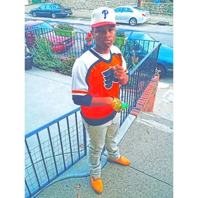 The Name Is: Dizzy 
 Dreams will come only if u follow them .....not on they own