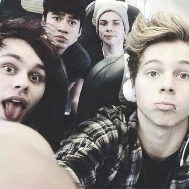 GO TO @drugsonluke AND RT THIS LINK https://t.co/yOILk2s95b