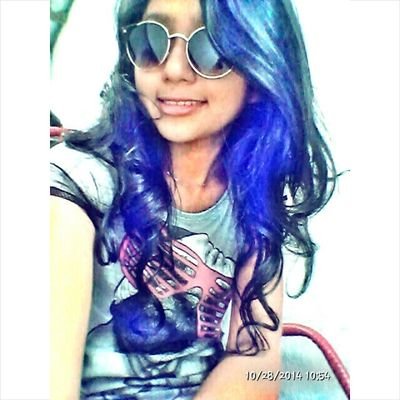 Chata ,♥ lesa♥ boba ♥  
Mais Amor menos recalque ♪♡♛♣♬
A vida me ensinou a nunca desistir nem ganha nem perde mais procura evoluir