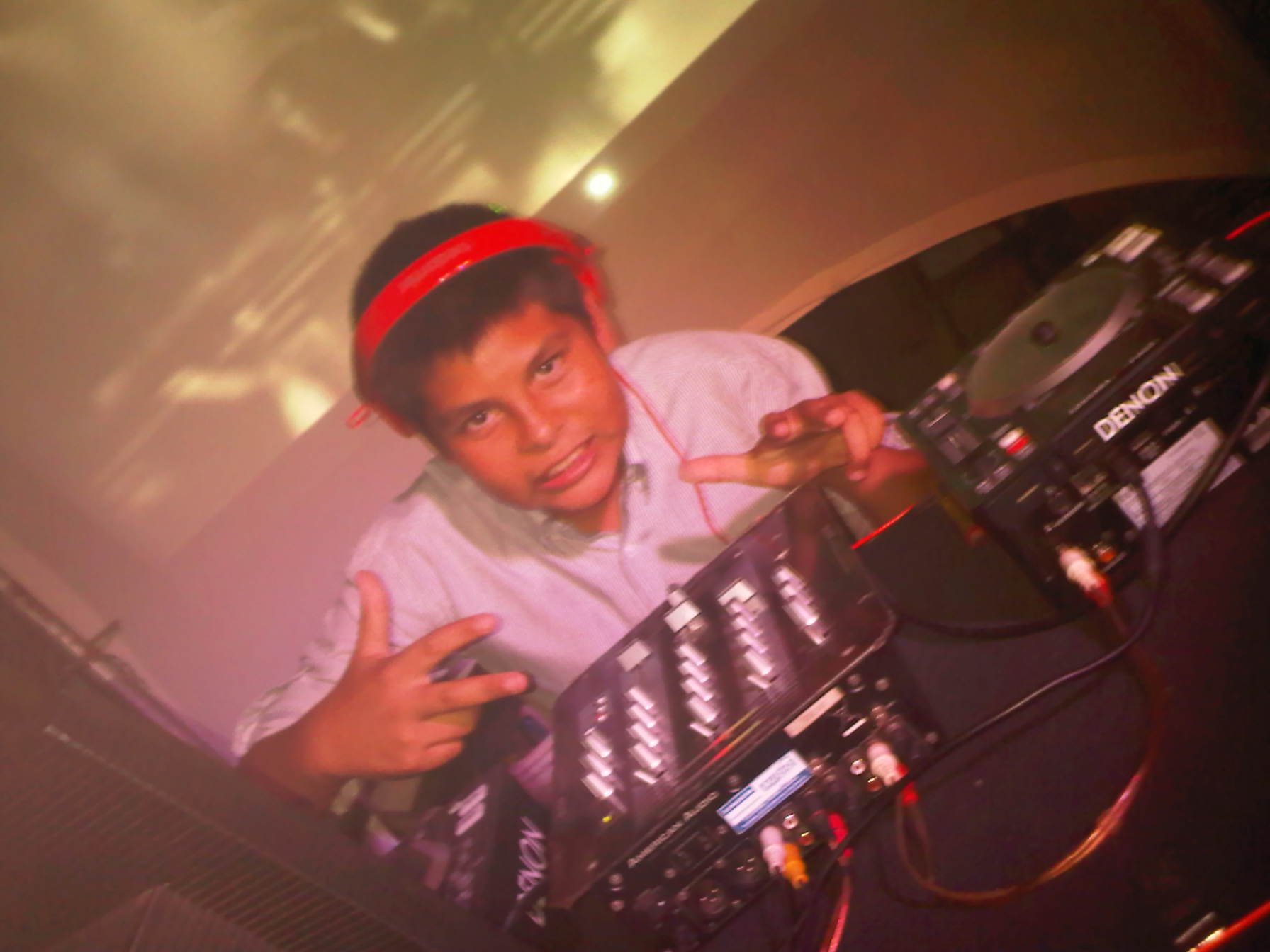 dj residente de krocnox the best party semi prodoctro. cr7 musi skrillex eletronica full se best party