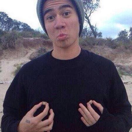 I gave you a free follow ☺️ Please follow @hemmingsily1996 ❤️ I follow back