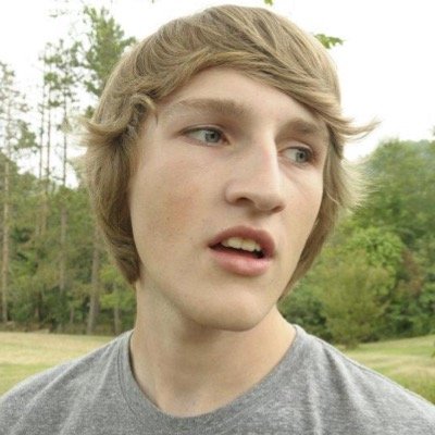 Alec__Austin's profile picture. Alec Austin at your service. I do the drums and the motorcycles. Dreams are stage bound or driving fast. I also like friends, so be one.