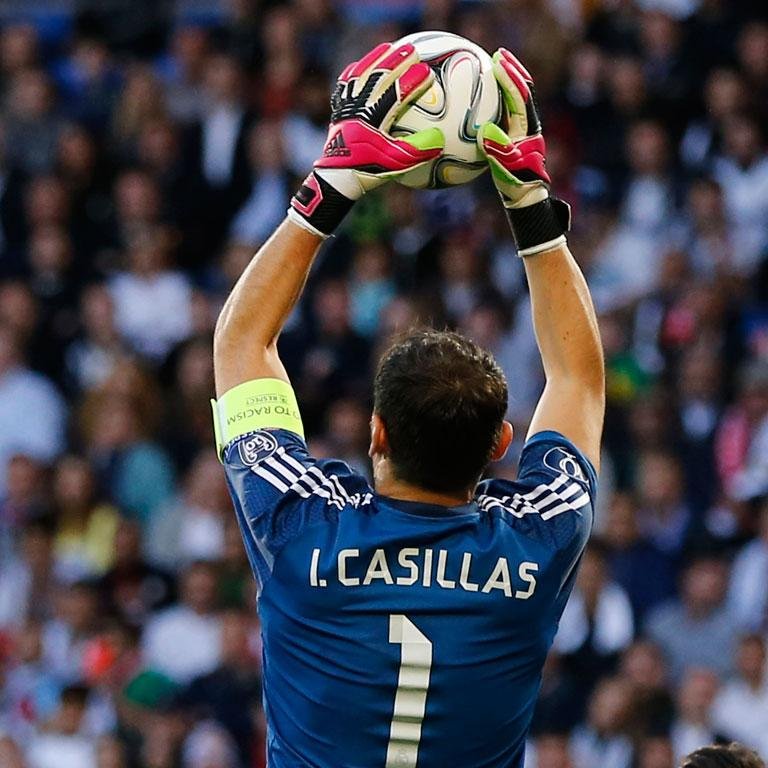 Fans de Iker Casillas. Afortunados de tener un idolo como tu, siempre le apoyamos porque usted es una inspiración. Cuenta Oficial: @CasillasWorld