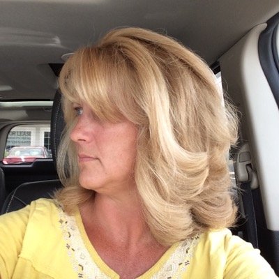 Registered Nurse. Passionate about family, travel, animals, cooking, National Parks and proud to be American.