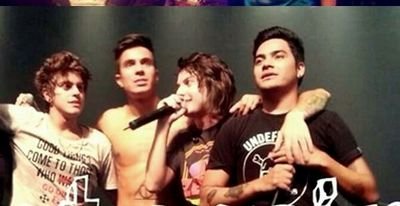 Apenas mais uma fã Apaixonada por um loiro retardado @thomasrestart