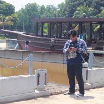Mulai ,jalani ,dan tekuni insya allah akan indah pada waktunya ☺