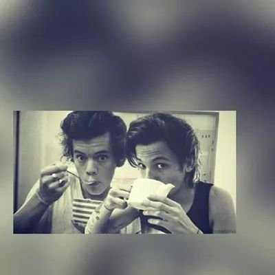 @Zourriall_