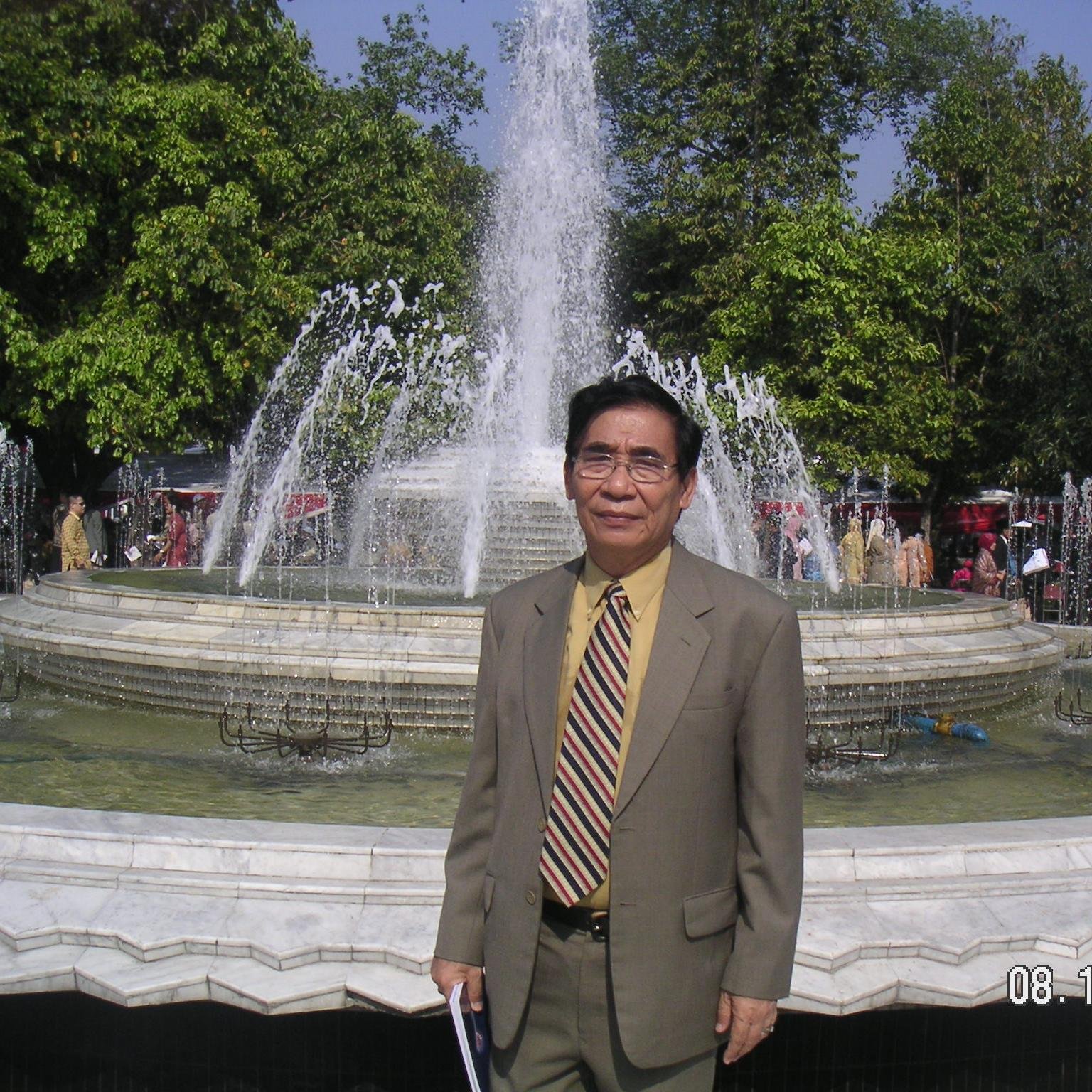 To love and to be loved by His love - Preacher, Councellor, Journalist, Consociate Jakarta Corp, E-mail timmywarouw@gmail.com
