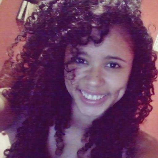 “Não faz bem viver sonhando e se esquecer de viver.”