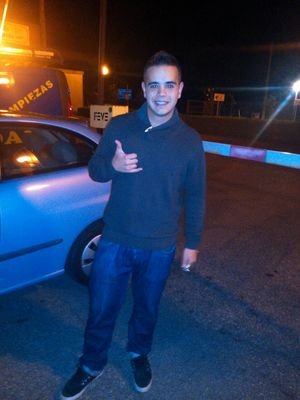 Davidzamorano8's profile picture. necesito respirar, descubrir el aire fresco y decir cada mañana, que soy libre como el viento.