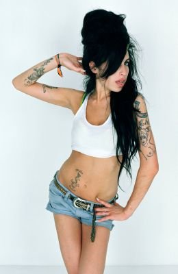 tunoviia_'s profile picture. Dije que jamas escribiria sobre el amor y aqui estoy escribiendo sobre él| Me gusta perderme en el café de tus ojos| No critiques, solo observa y mejora.