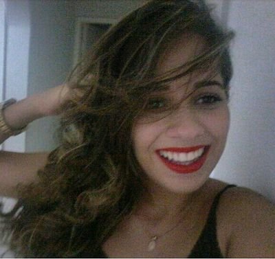 __sabris's profile picture. 