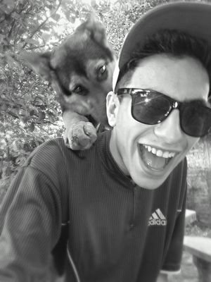 hago videos en youtube :))) haceme preguntas y la contesto en un video :)))tengo 16 años