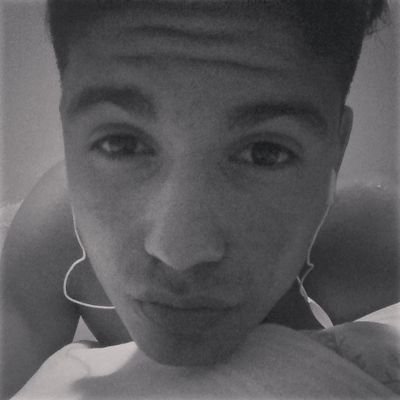 instagram:@Thalysoon_Santos