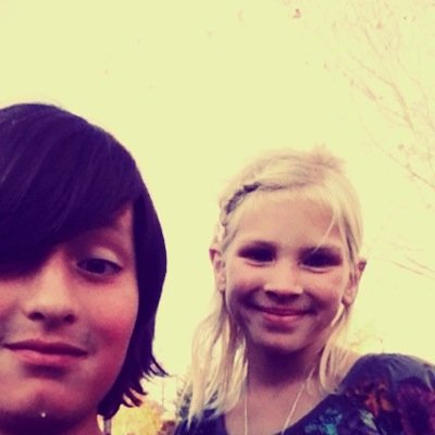 im 12 years old my peeps are emma,austin,mario,trevor,nadia,autum, crushing on someone and thats all im telling you