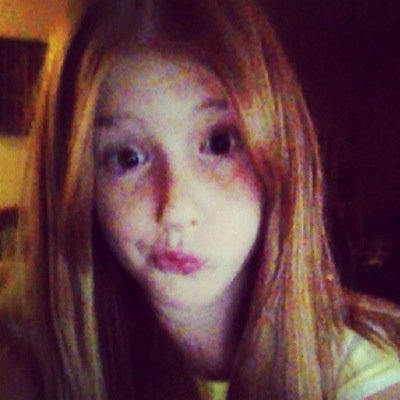 Hi my name is Brooklin Harrah I cheer at One Elite i want to be a actor but cant yet cause have to practice but also follow Maddie Ziegler please @MaddieZiegler