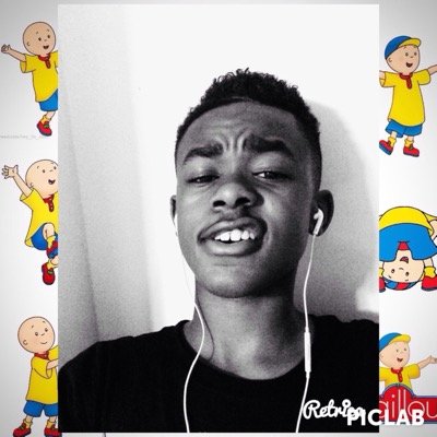 I'm gonna be famous... someday
follow my new Twitter @The6ixthWonder