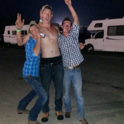 therealtimashby's profile picture. Life is what you make it. YEEYEE