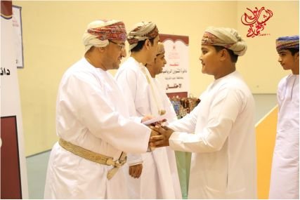 المنشد علي البلوشي