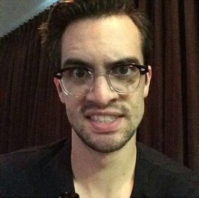 sabe brendon urie? super hetero né?