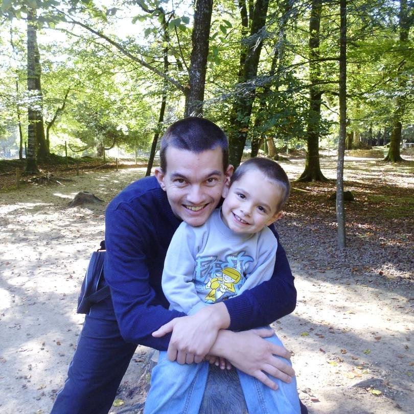 fab_mil's profile picture. 